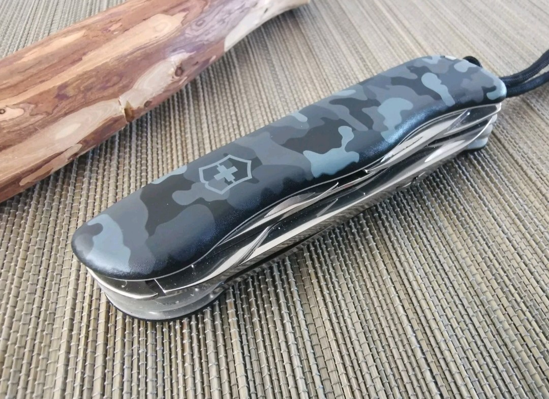 20_Victorinox_Skipper.jpg