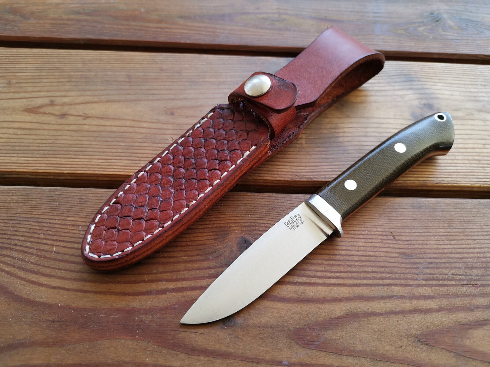 Bark_River_Bobcat_Hunter_sheath1.jpg