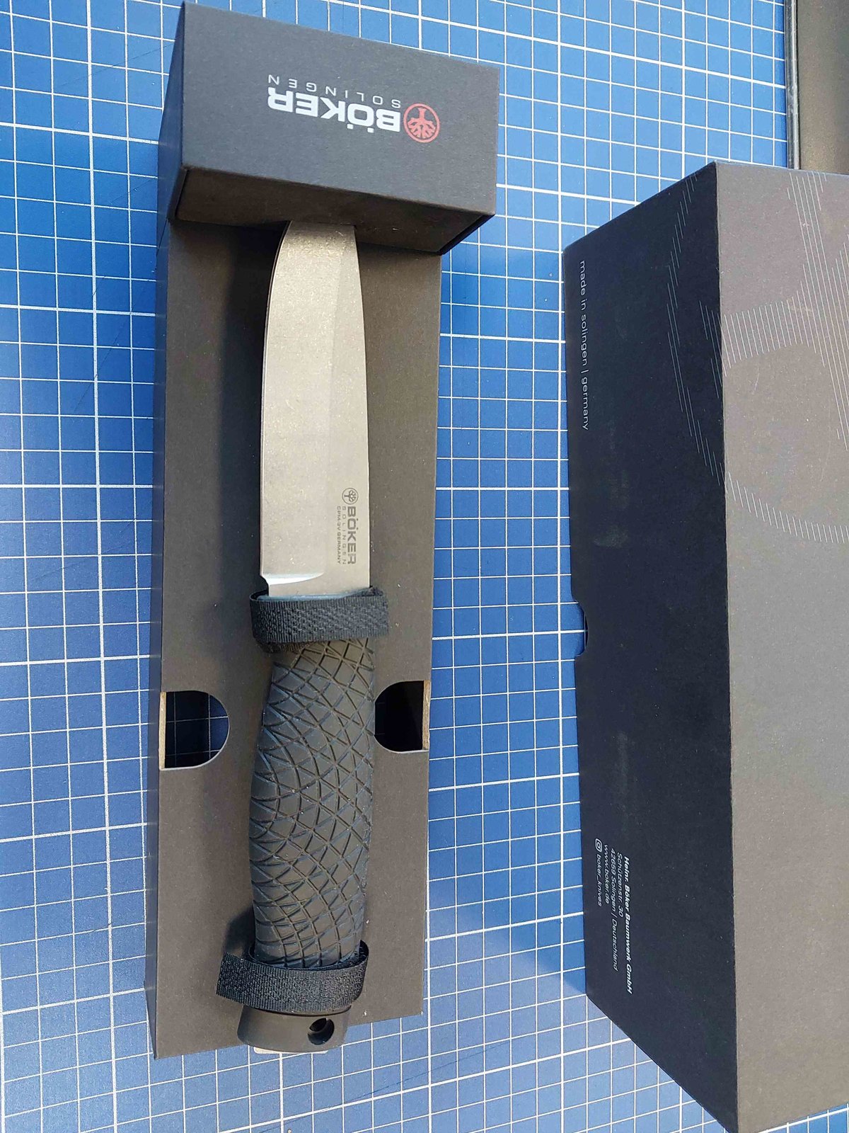 Böker Bronco 0 - mit Schachtel.jpg