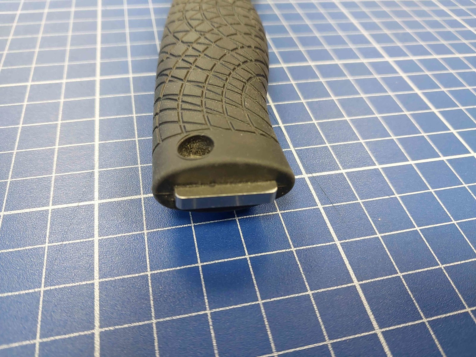 Böker Bronco 9 - Griff.jpg