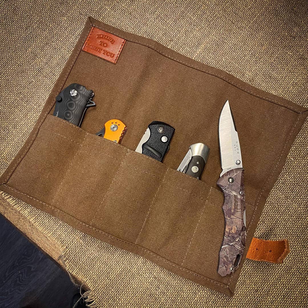 Foldingknives.jpeg