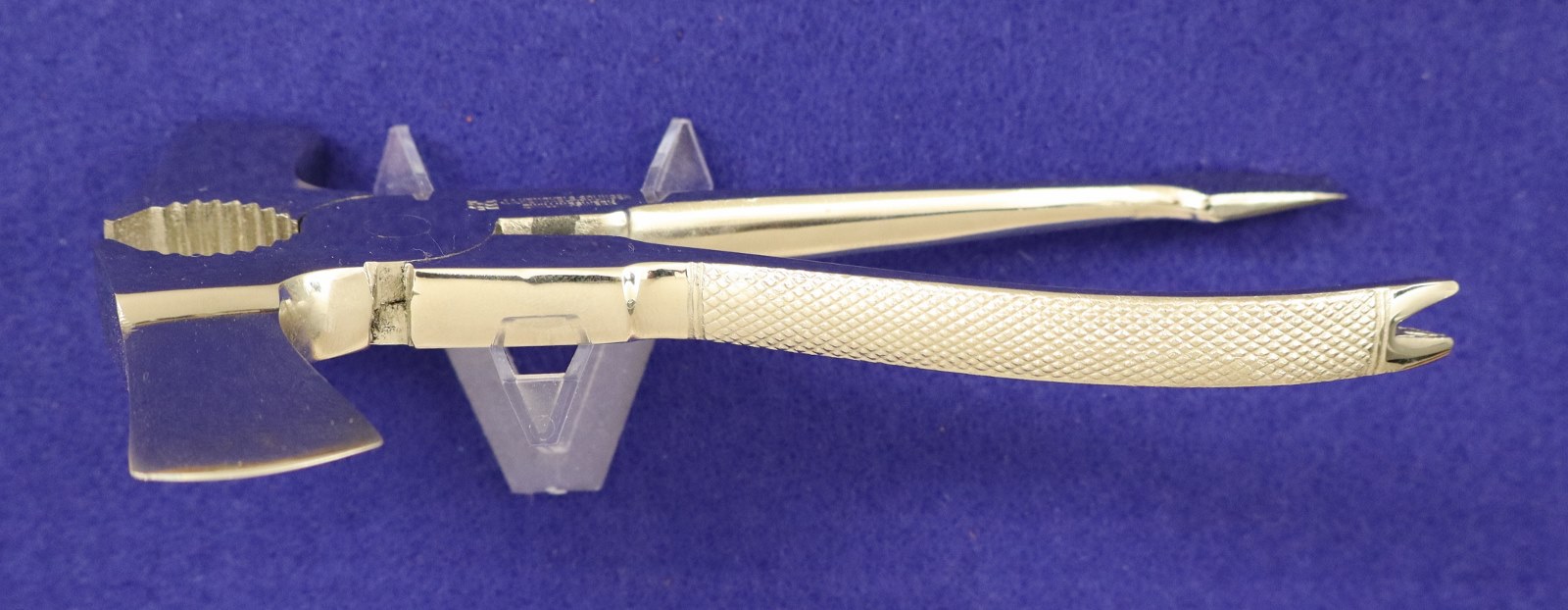 Henckels Hammer Tool Side (1600x622).jpg Henckels Hammer Tool Side (1600x622).jpg