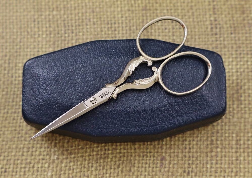 Henckels Sewing Set Scissors (1000x706).jpg