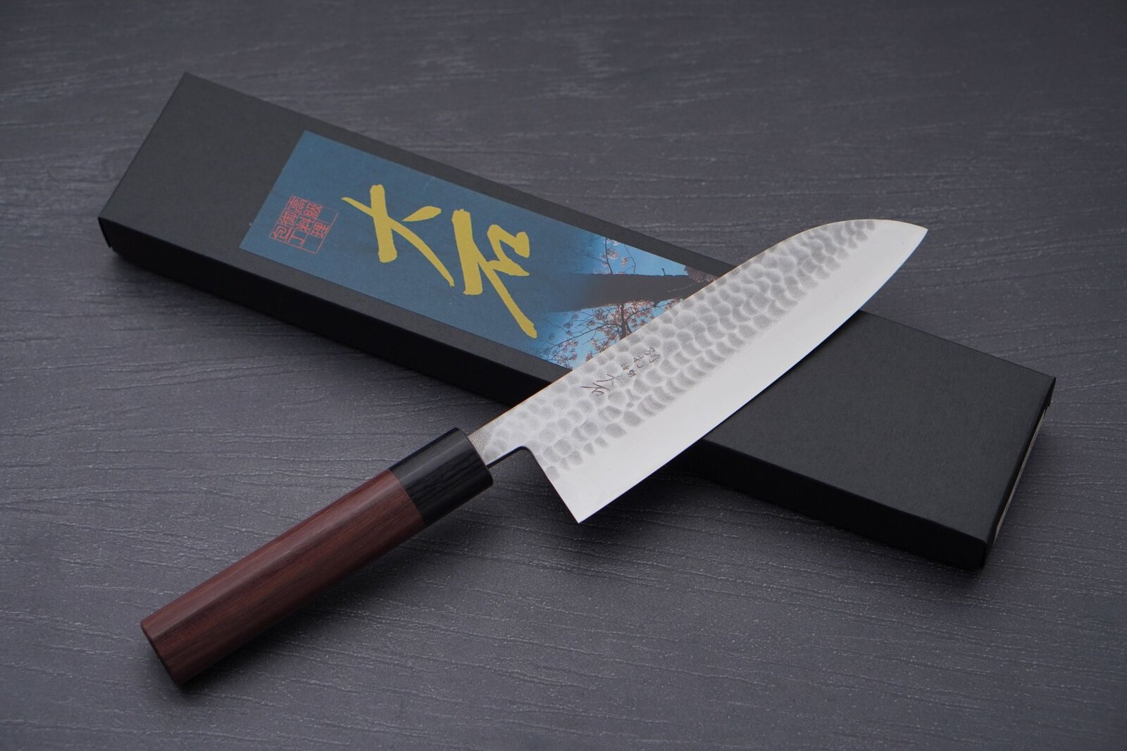 Knife-Art-Kochmesser-Santoku-Fujiwara-Kanefusa-FKM-Frontal-1.JPG