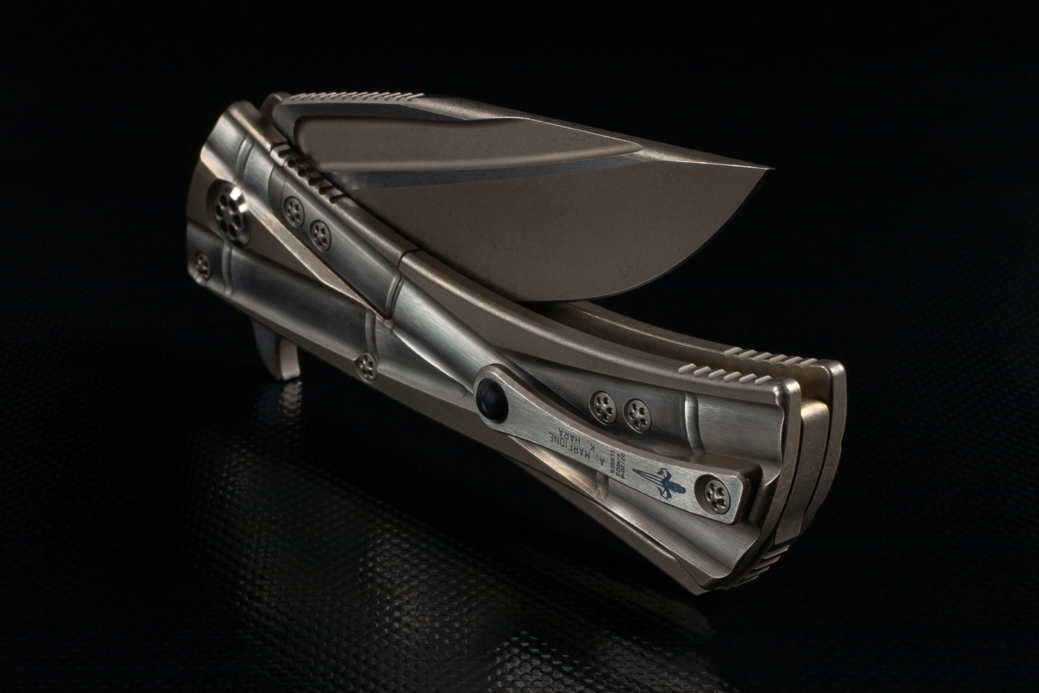 Marfione Closer, bronze, 04.jpg