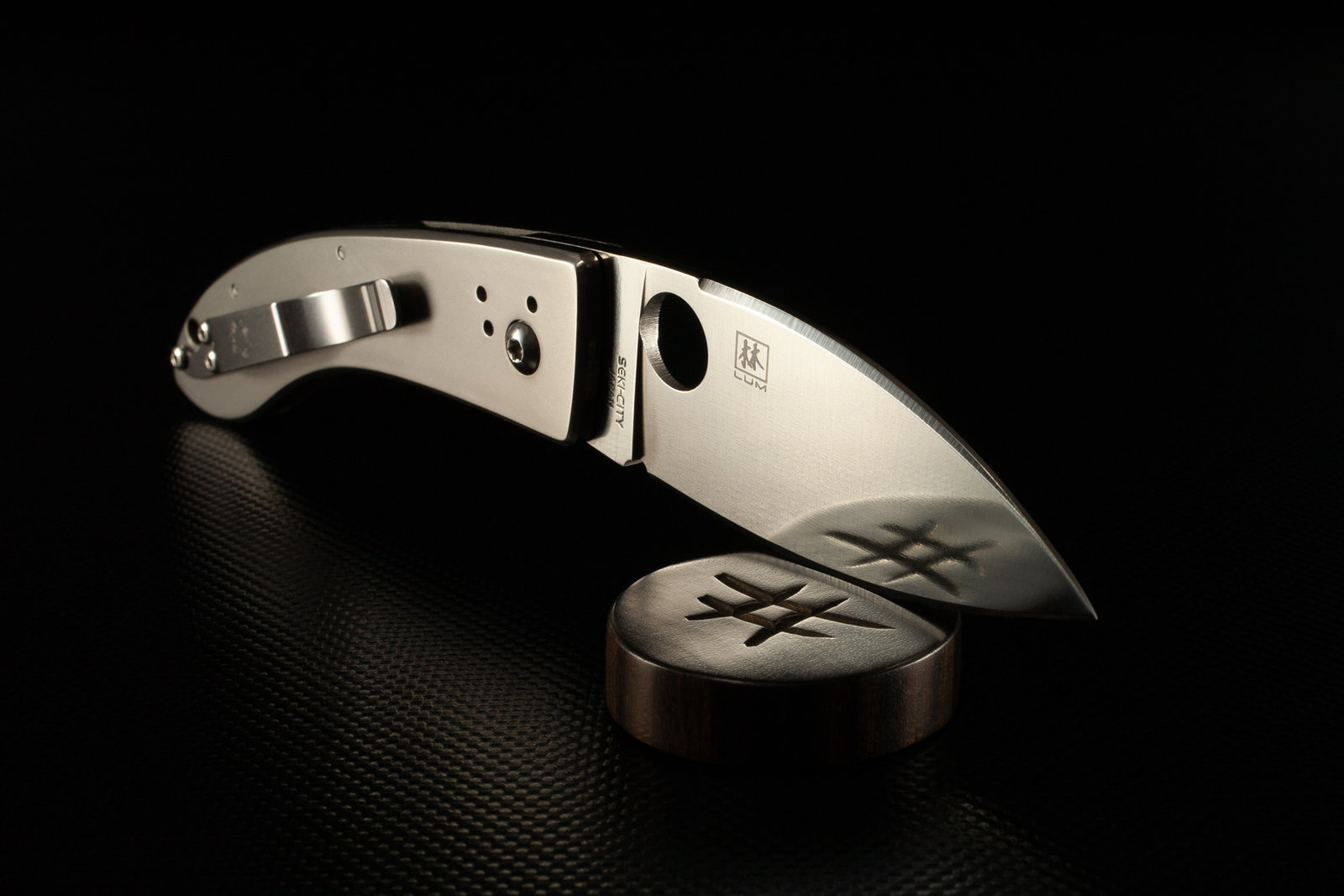 Spyderco Bob Lum Chinese Folder, 02.jpg