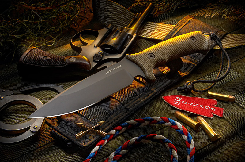 uid_1400_Gold+Line+Fixed_Spartan+Harsey+Difensa.jpg