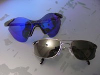 oakley-rayban.jpg
