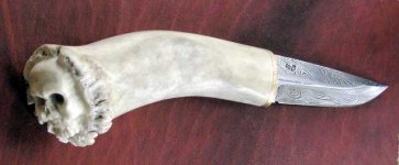 skull2.jpg