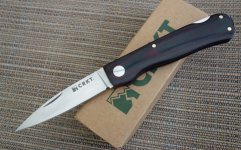 CRKT b(1).JPG CRKT b(1).JPG