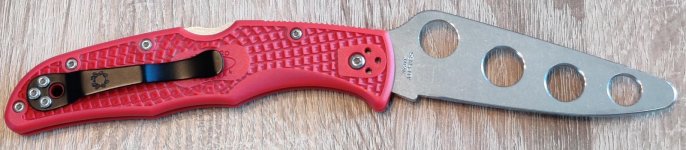 Spyderco_EnduraTrainer_2.jpg