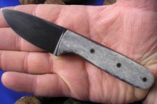 2519 mit knochen hand2.JPG