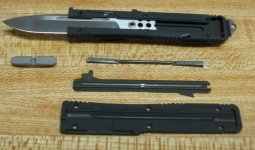 post-8-91489-mtutx70apart1.jpg