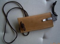 RIMG3733 huelle pocket bushman red.jpg
