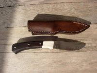 Messerscheide und Messer Ansicht.jpg