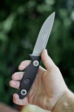Eickhorn-Bellator-in-der-hand.jpg