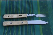 Gabelmesser -2-Teilig-innen.jpg