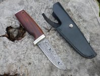 Messer und Lederscheide.jpg