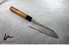 Santoku_165_Walnuss_bueffelhorn_1.jpg