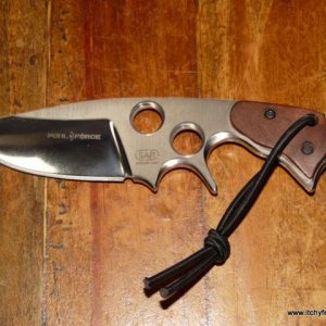 Bushwackers Messer 17