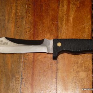 Bushwackers Messer 22