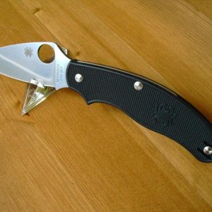 Spyderco C94PBK 2013 001