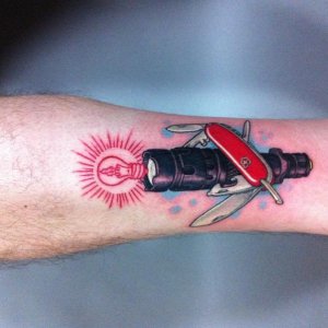 Taschenlampe Tattoo