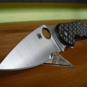 Spyderco Domino C172CFTI 004
