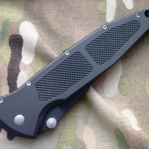 Microtech SOCOM – 17