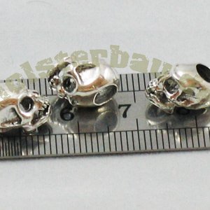 skull A gr bohrung