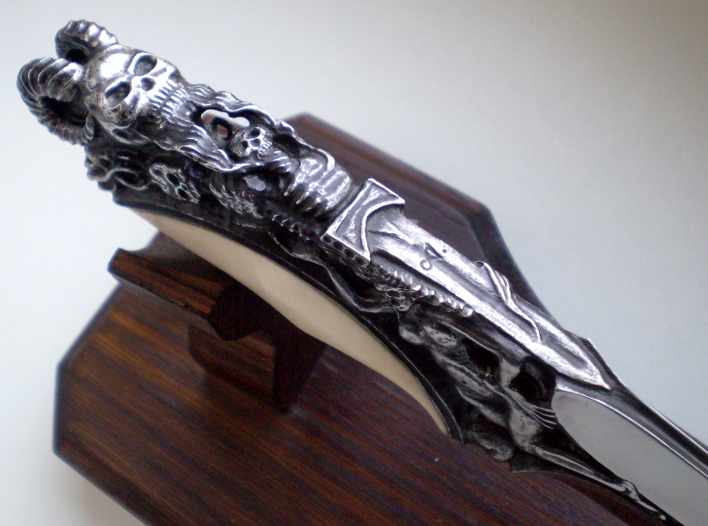 artArt integral RWL-34 knife ,,Demon,,