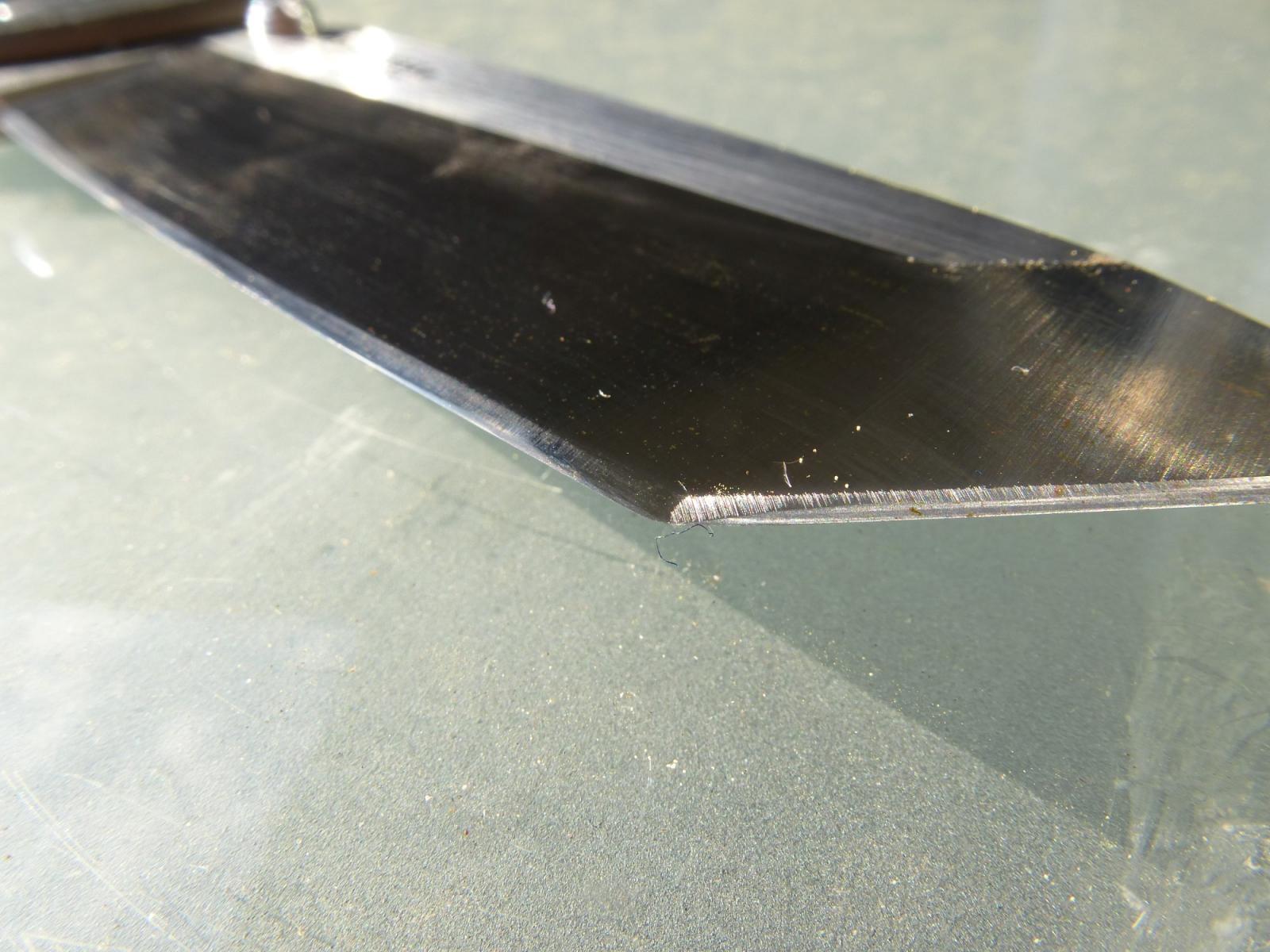 Code 4 Tanto (2)
