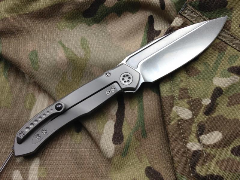Microtech Anax – 08