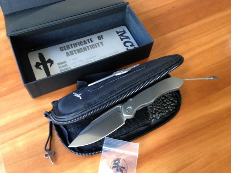 Microtech Anax – 17