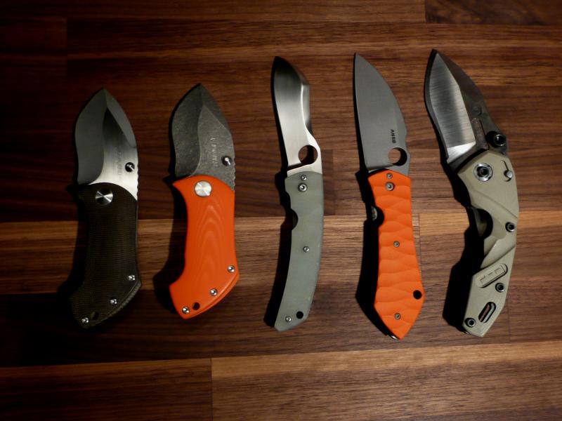 N.Blackwood: Pimpsqueak green micarta, orange G-10
J.Anso: Designstudie "Testlab Outbreak", 67
D.Carillo: Monitor Mod.6