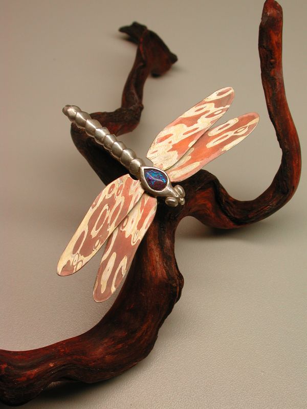 Silberlibelle mit Opal von mir geschliffen mit Mokumeflügel