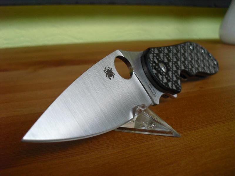Spyderco Domino C172CFTI 004