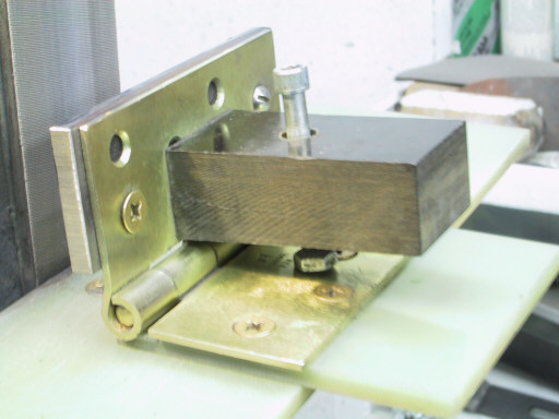 kellys-grinding-jig.jpg