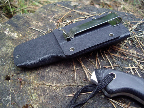 crkt_razel_03.jpg