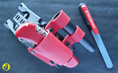Victorinox-Holster.jpg