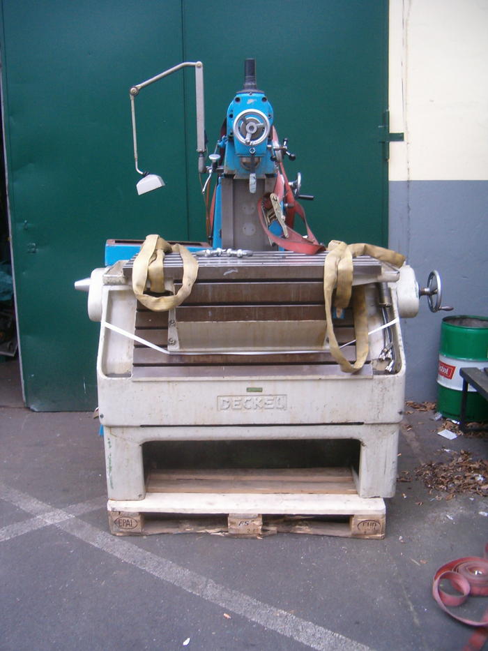 12572900av.jpg