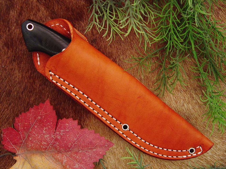 Classic_Drop_Point_Hunter_in_Sheath.jpg