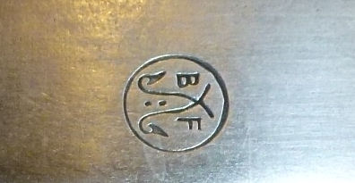 24338020rc.jpg