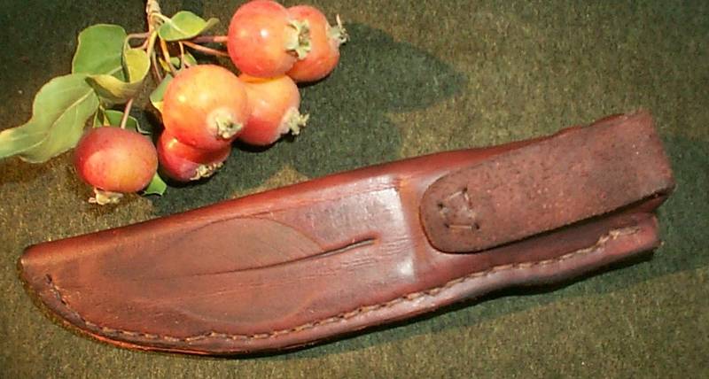 Messer_Nr_4_Scheide_geformt_4.jpg
