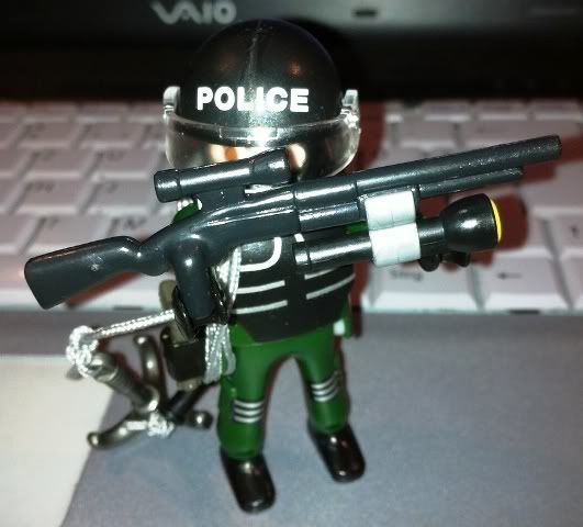 Playmobil_SEK_Lampe.jpg