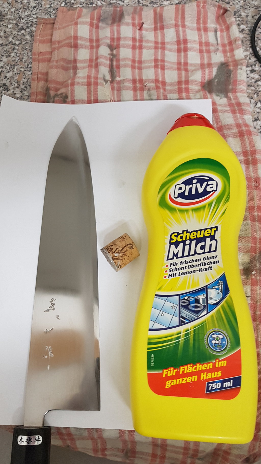 44267058vn.jpg