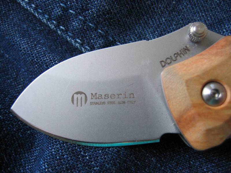 Maserin_Dolphin_002.jpg