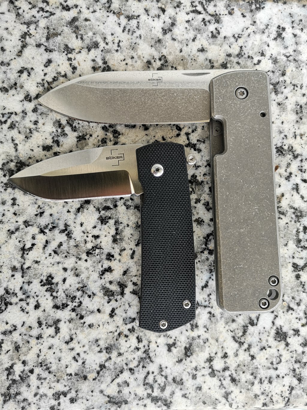 44085194ia.jpg