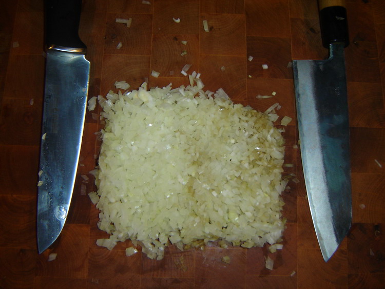 Zwiebel_-_mal_Rostfrei_mal_Rostend_.jpg