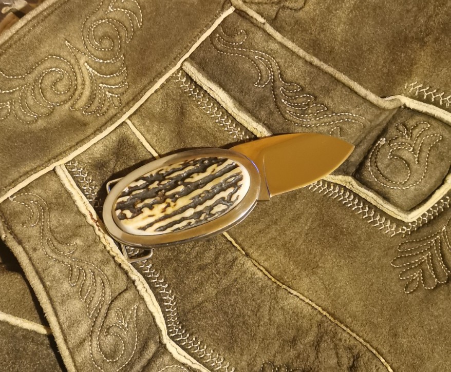 Buckle-Slippie-002.jpg